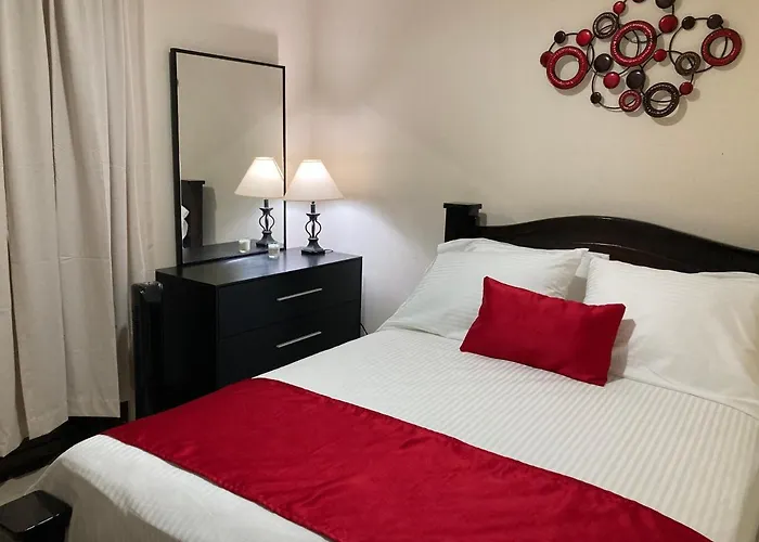Hospedaje Ana Lu 2, Only 10 Minutes From Airport