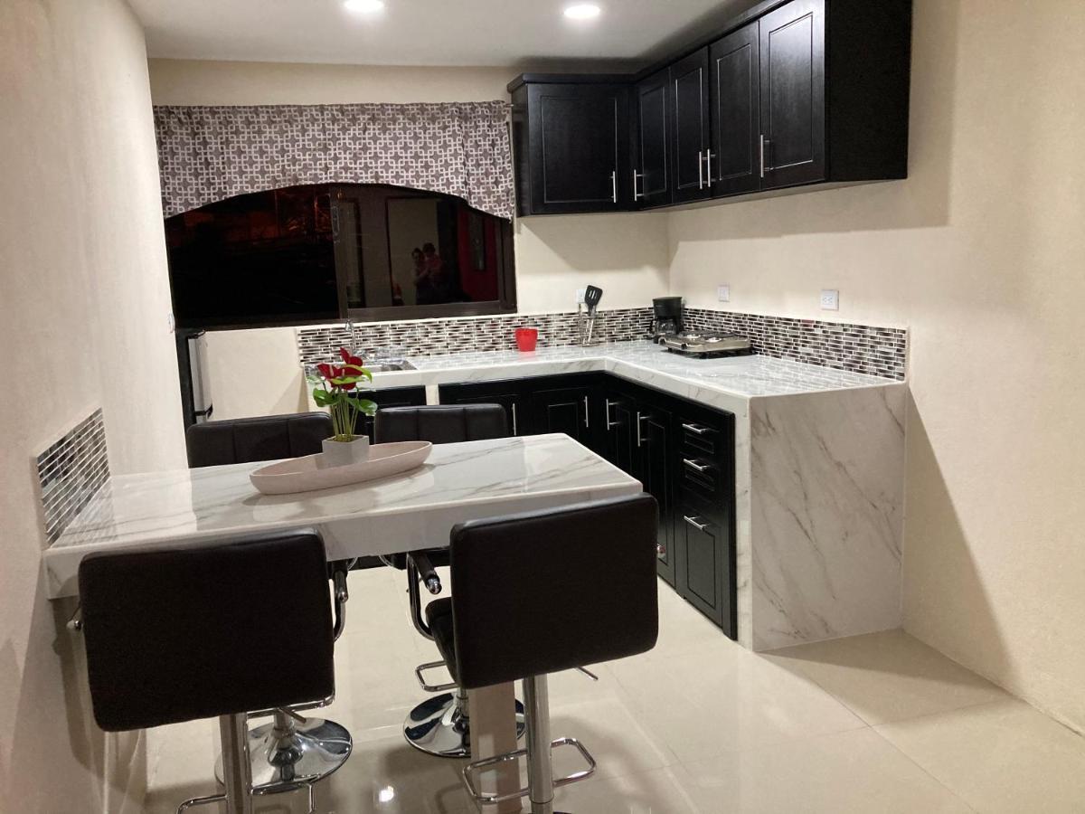 Ana Lu 2, Only 10 Minutes From Airport *